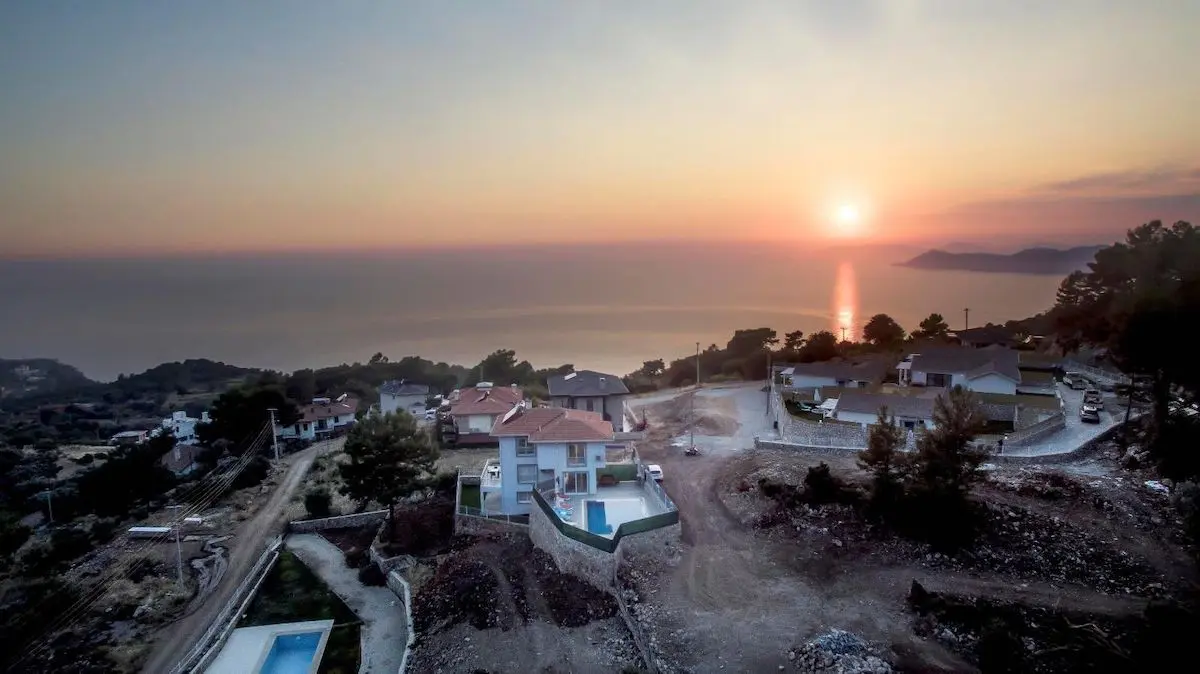 Home in Faralya